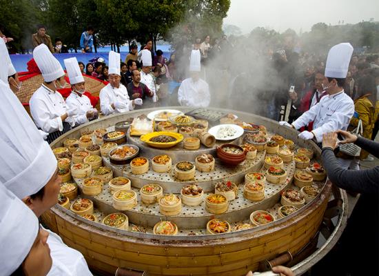 天门九蒸宴荣获荆楚美食展金奖